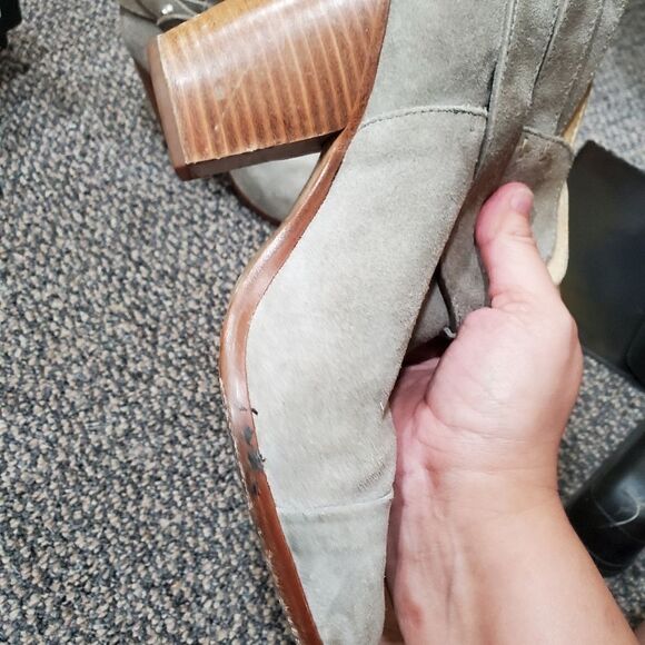 Rag & Bone Light Grey Suede Harrow Boots 39.5 / 9.5 - Picture 9 of 11